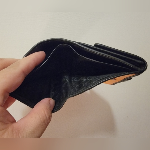 Coach Black Leather Bi-Fold Wallet - Picture 7 of 8